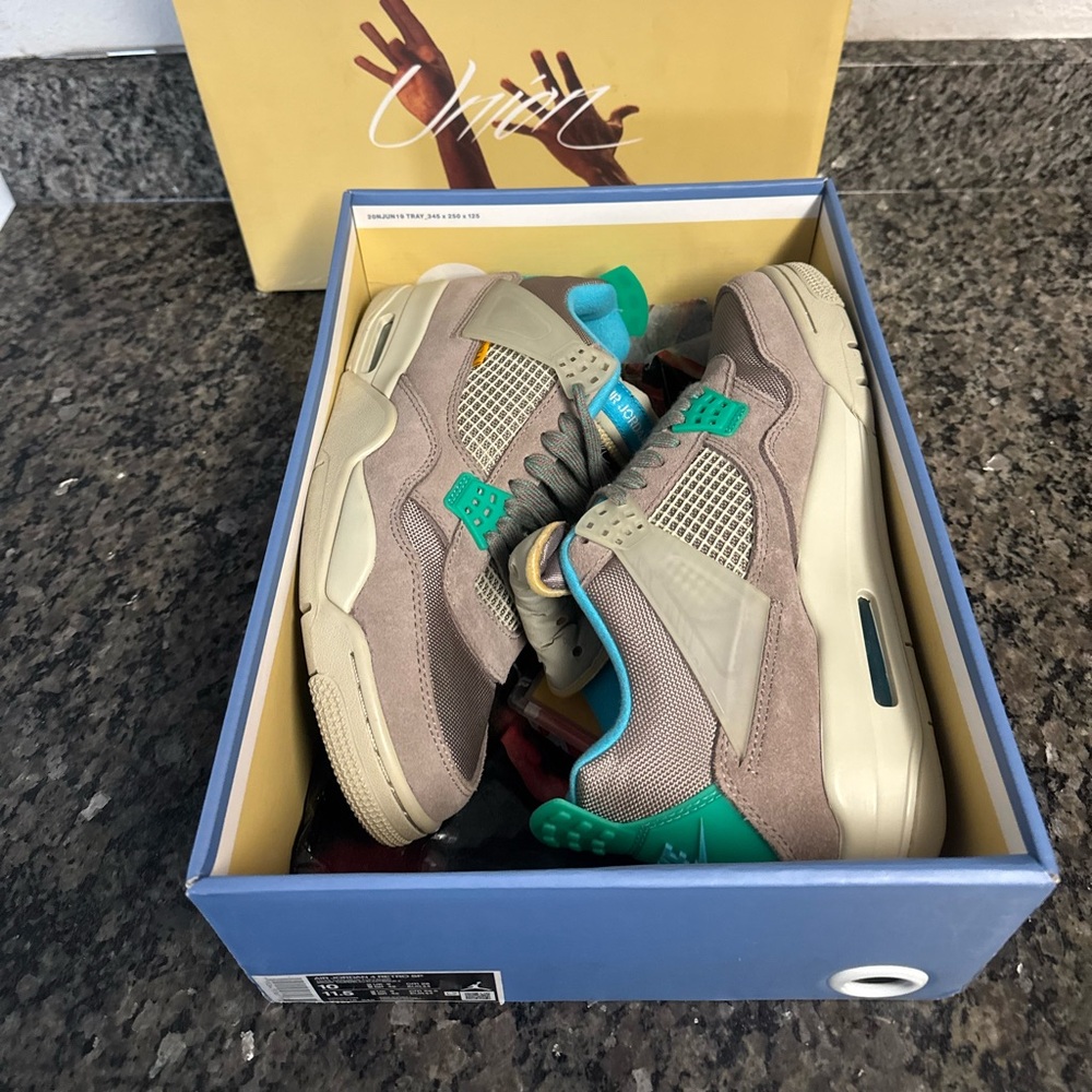 Jordan Sneakers - Tan and Teal